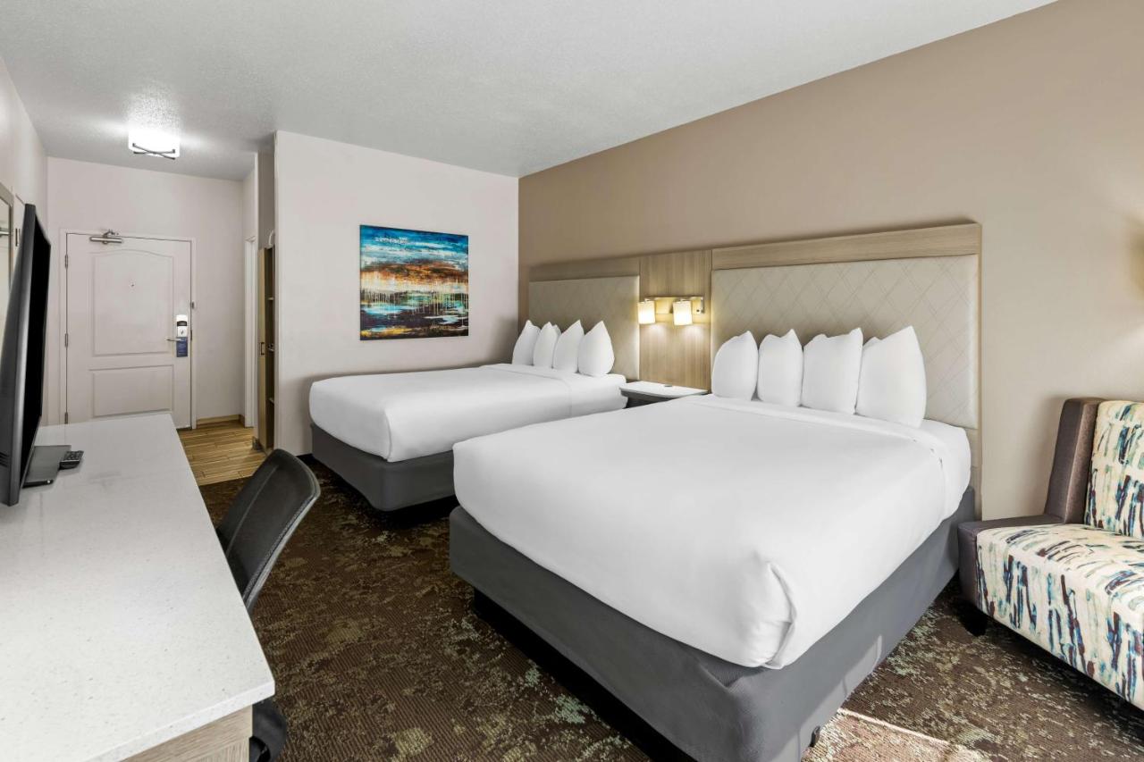 | Best Western Worlds Of Fun