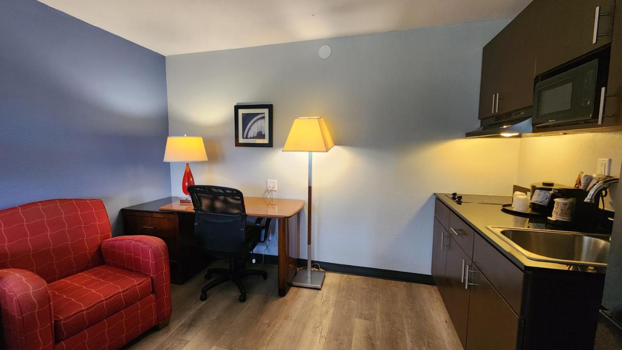 2 Double Beds, Efficiency Room, Non-Smoking at La Quinta Inn by Wyndham Clute Lake Jackson