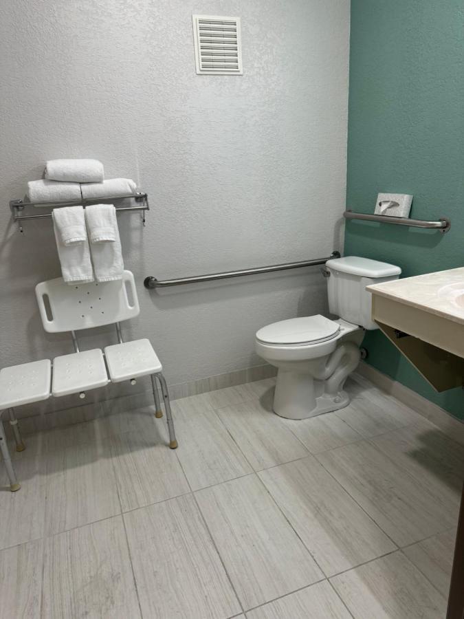 King Room - Mobility Access/Non-Smoking at Wingate by Wyndham Sioux City