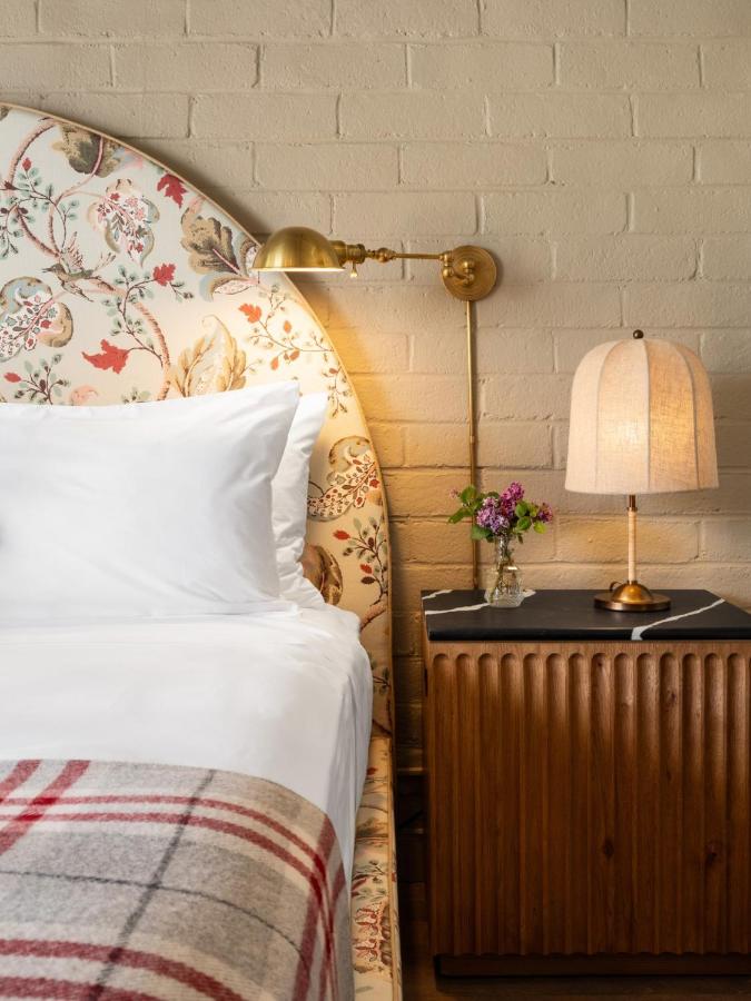 Brentwood Inn