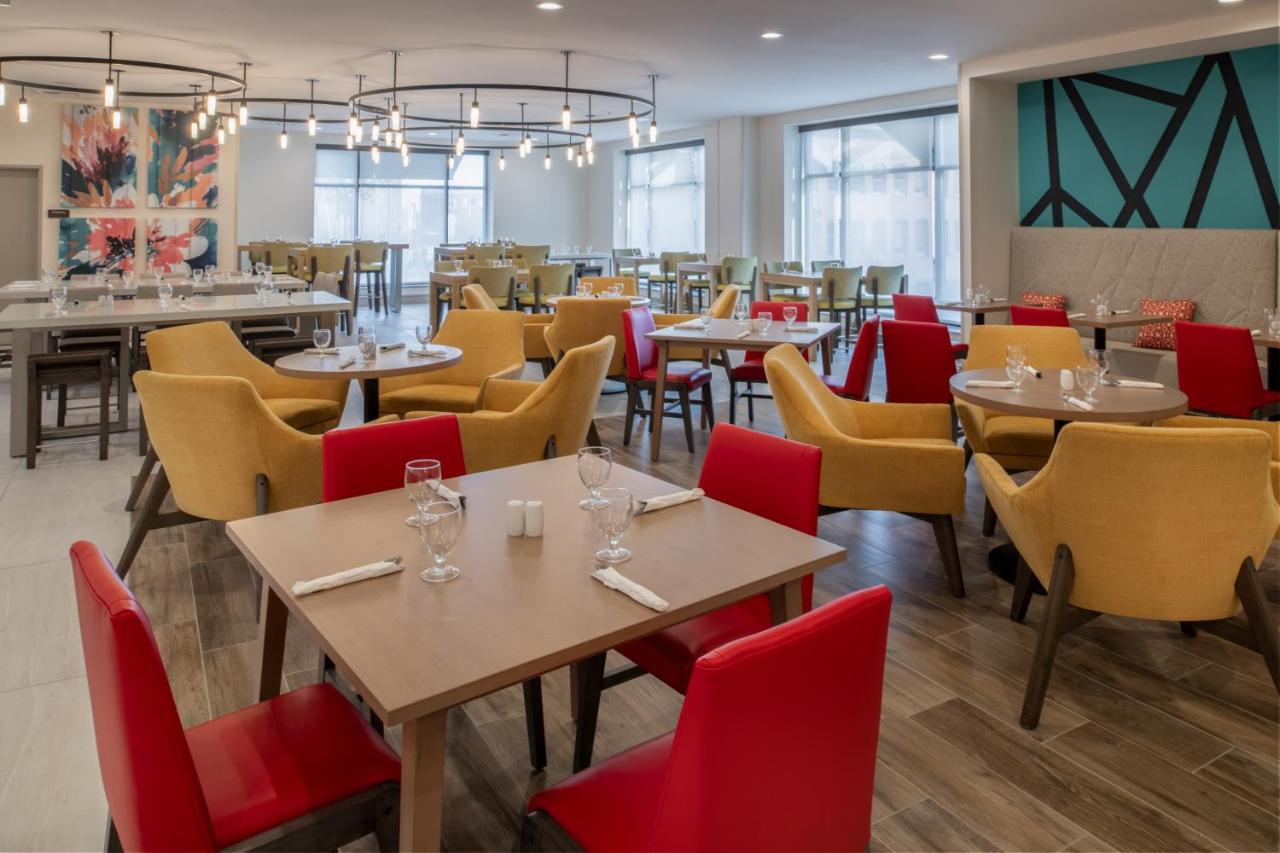 Holiday Inn Express Hotel & Suites Tacoma Downtown, an IHG Hotel