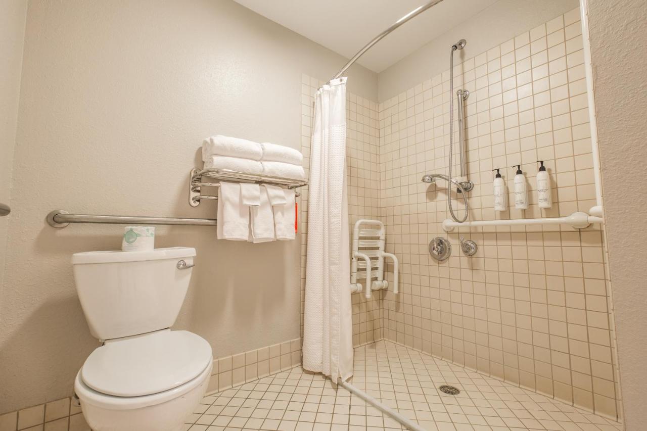 | TownePlace Suites by Marriott Gilford