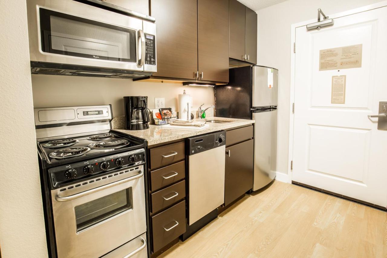 | TownePlace Suites by Marriott Gilford