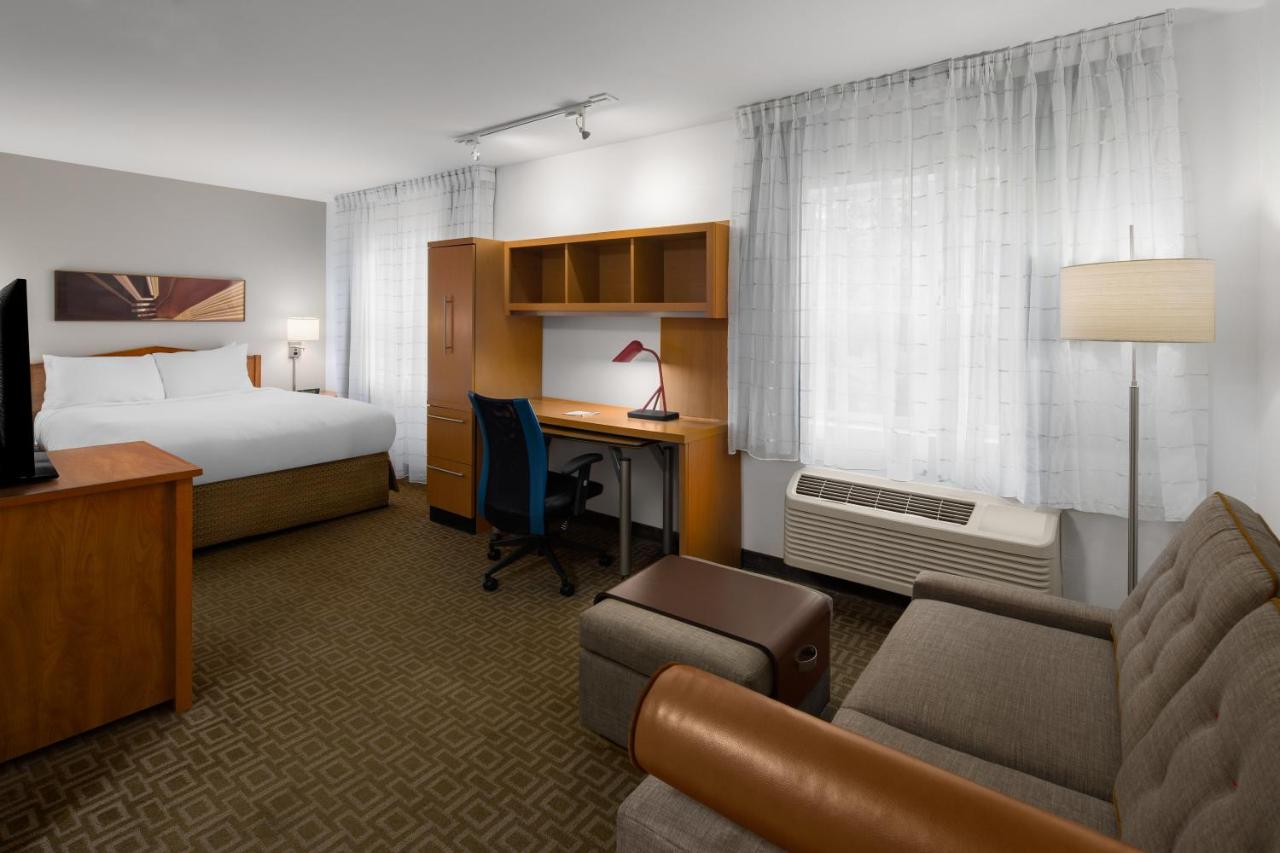 | Towneplace Suites By Marriott Seattle Southcenter