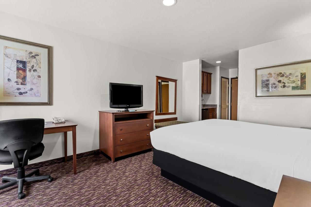 Standard King Room - Non-Smoking at Best Western Socorro Hotel & Suites
