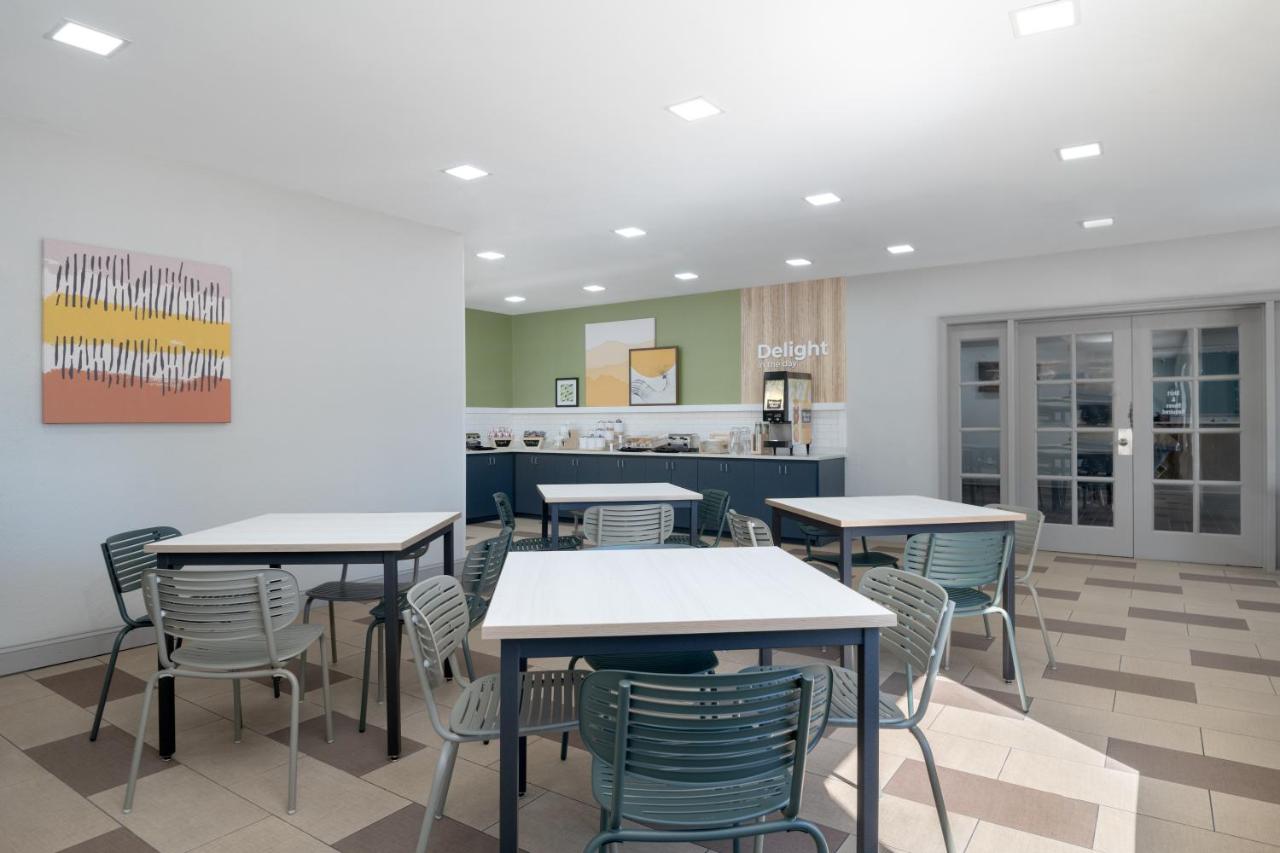  | Best Western Sugar Sands Inn & Suites