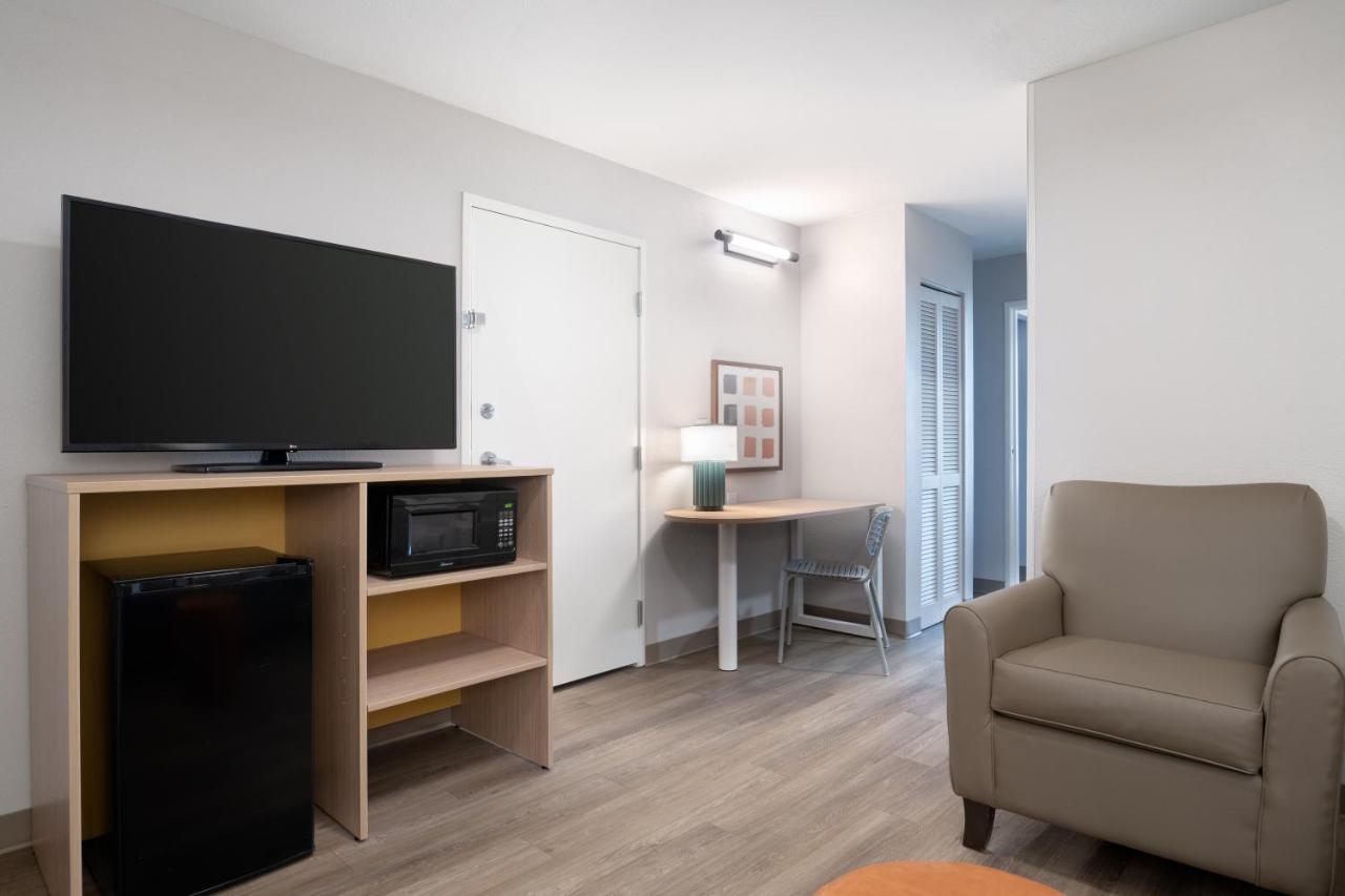 Room #51332242 at Spark by Hilton Destin