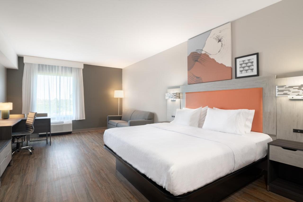  | Best Western Sugar Sands Inn & Suites