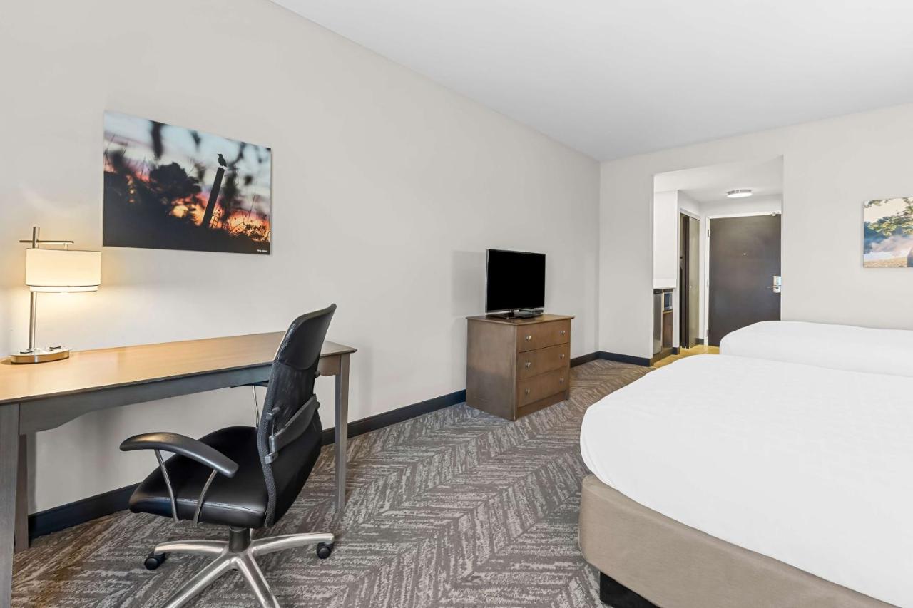 | Best Western Plus Bolivar Hotel & Suites