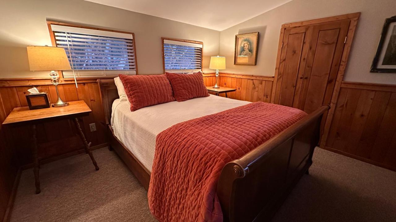| Phineas Swann Inn & Spa