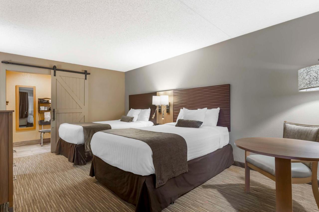 | Best Western Plus Landing View Inn & Suites