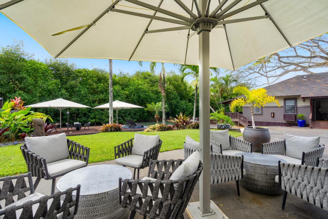 | Paradise Bay Resort