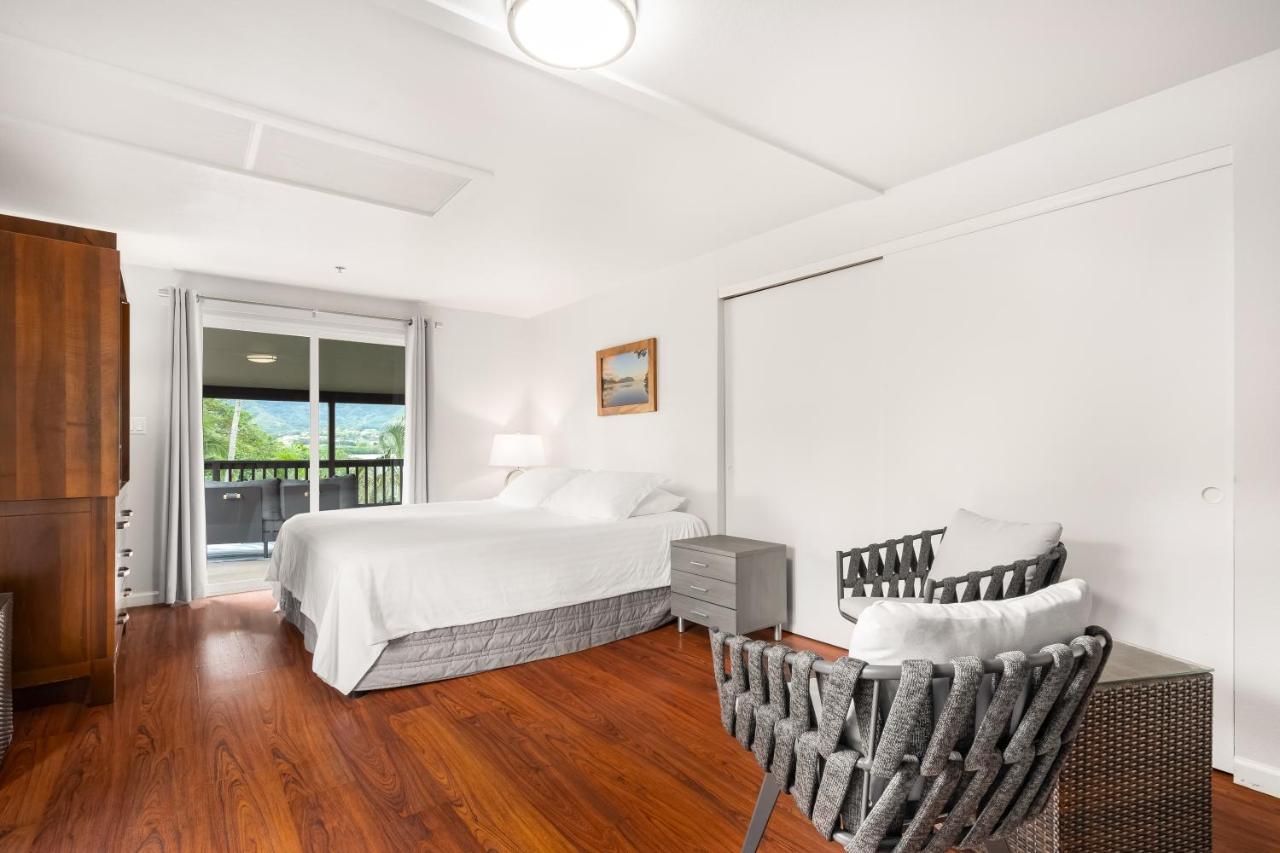 Studio with Bay View at Paradise Bay Resort