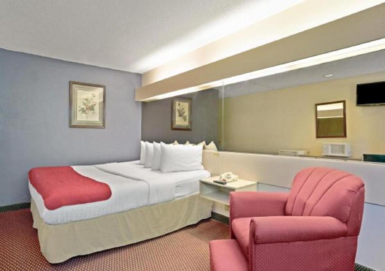 | Stay Express inn and Suites Atlanta Union City