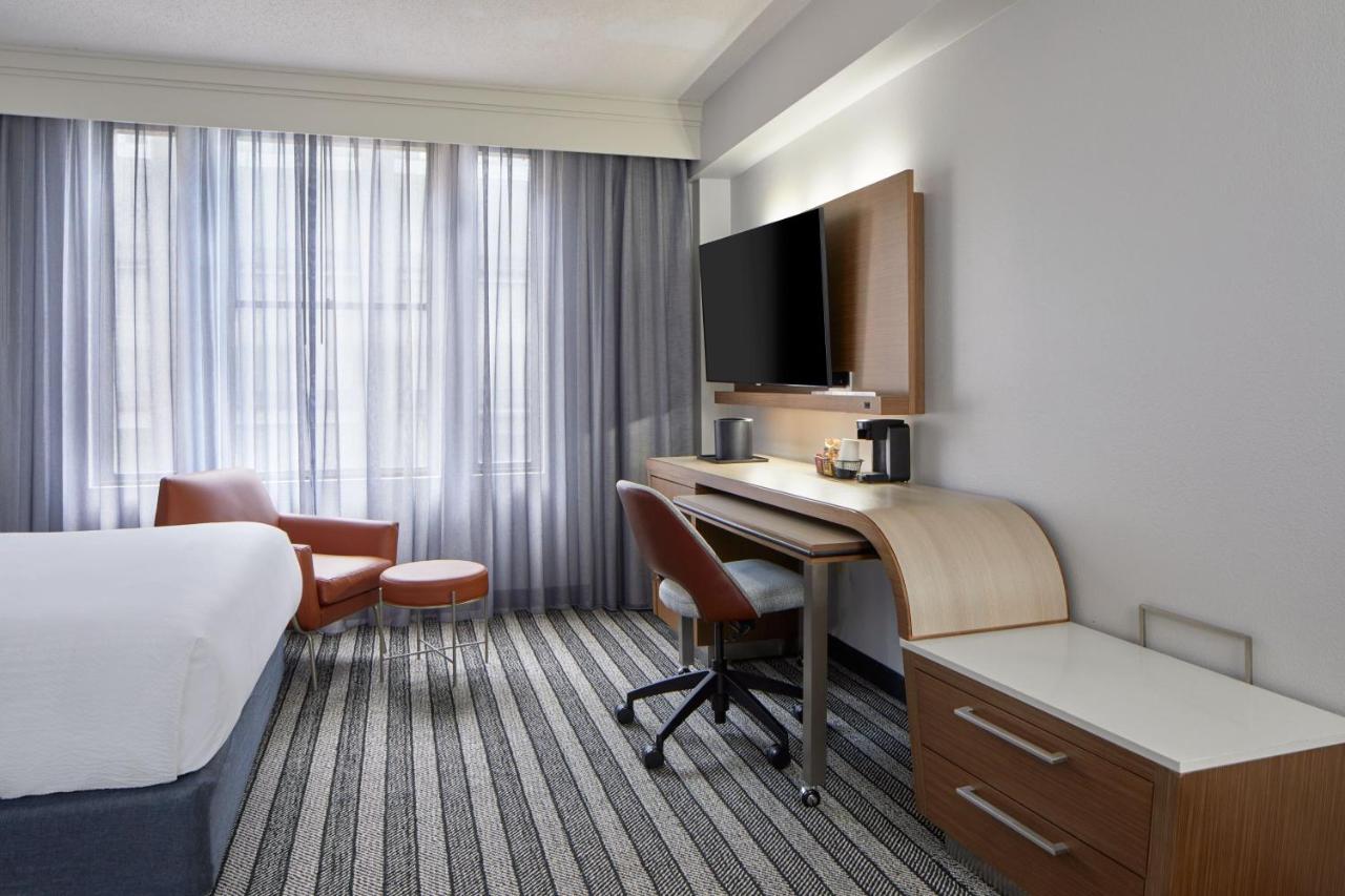 Double Room with Two Double Beds at Courtyard By Marriott Nashville Downtown