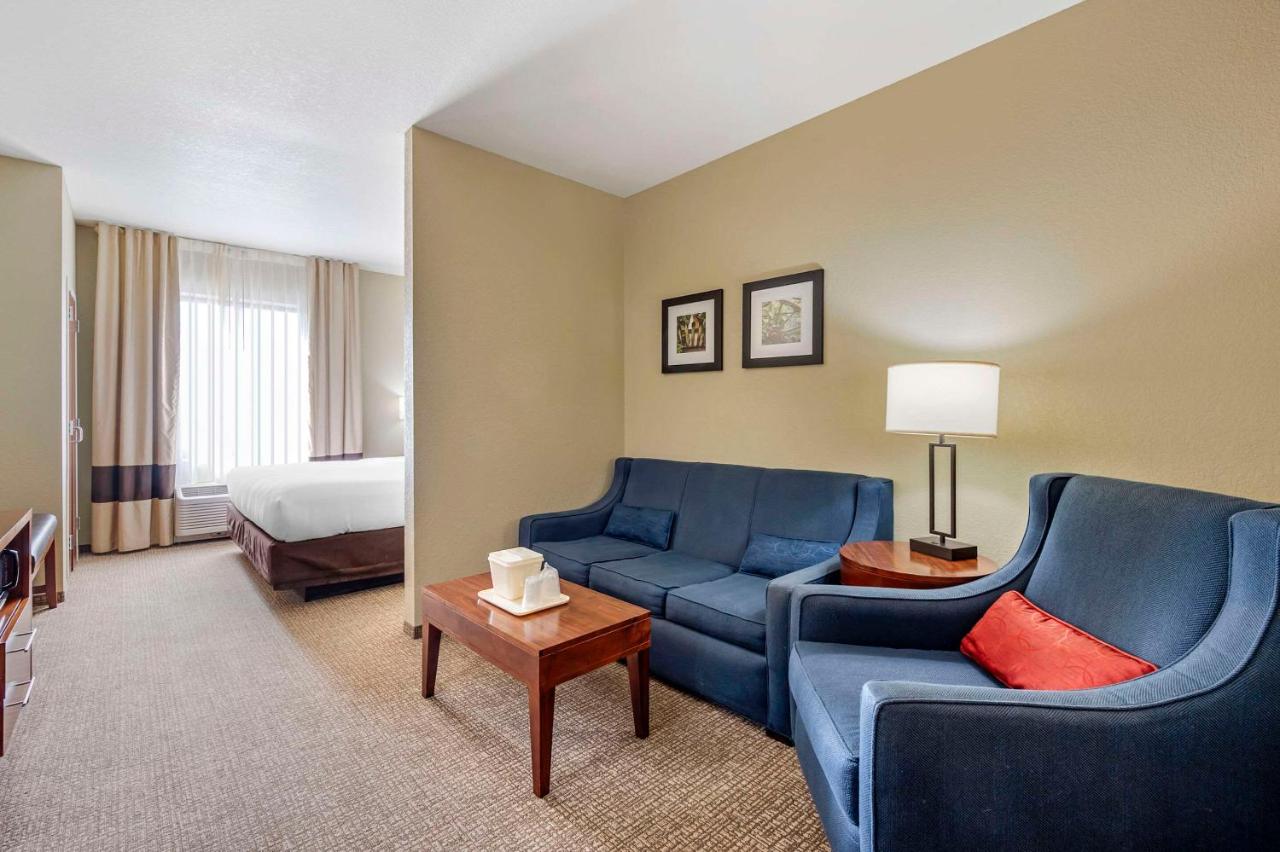 King Suite with Sofa Bed at Comfort Inn & Suites