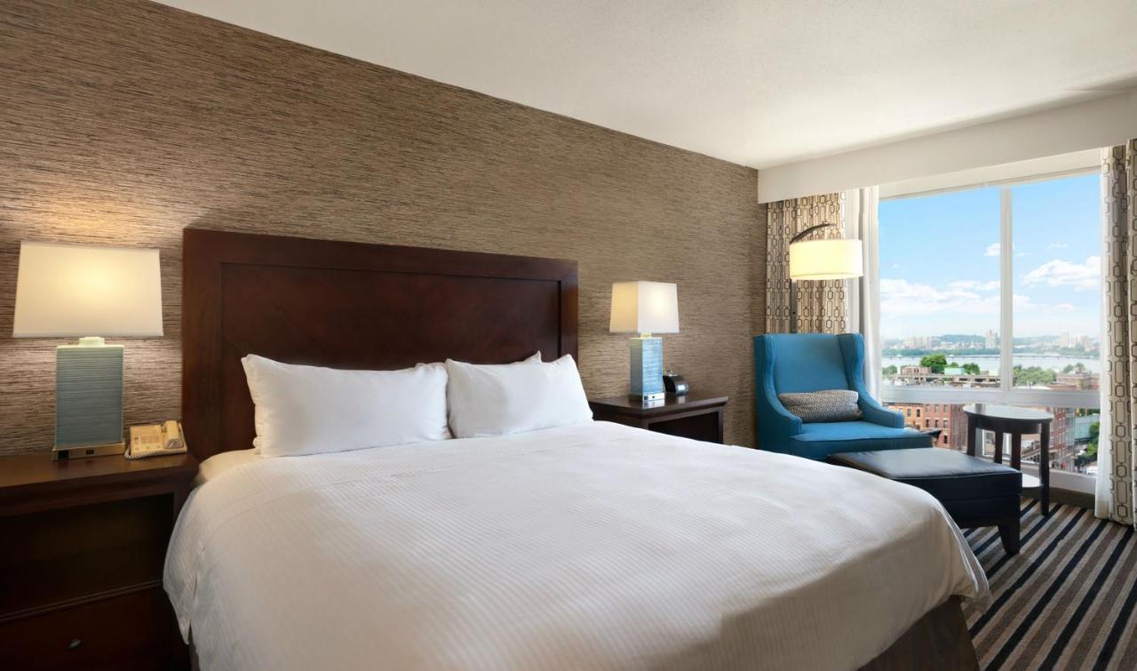 Junior Suite at Wyndham Boston Beacon Hill