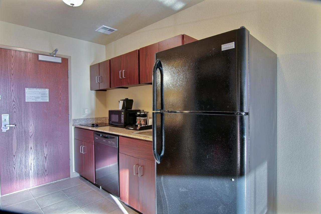 One-Bedroom Suite at Cobblestone Hotel & Suites - McCook