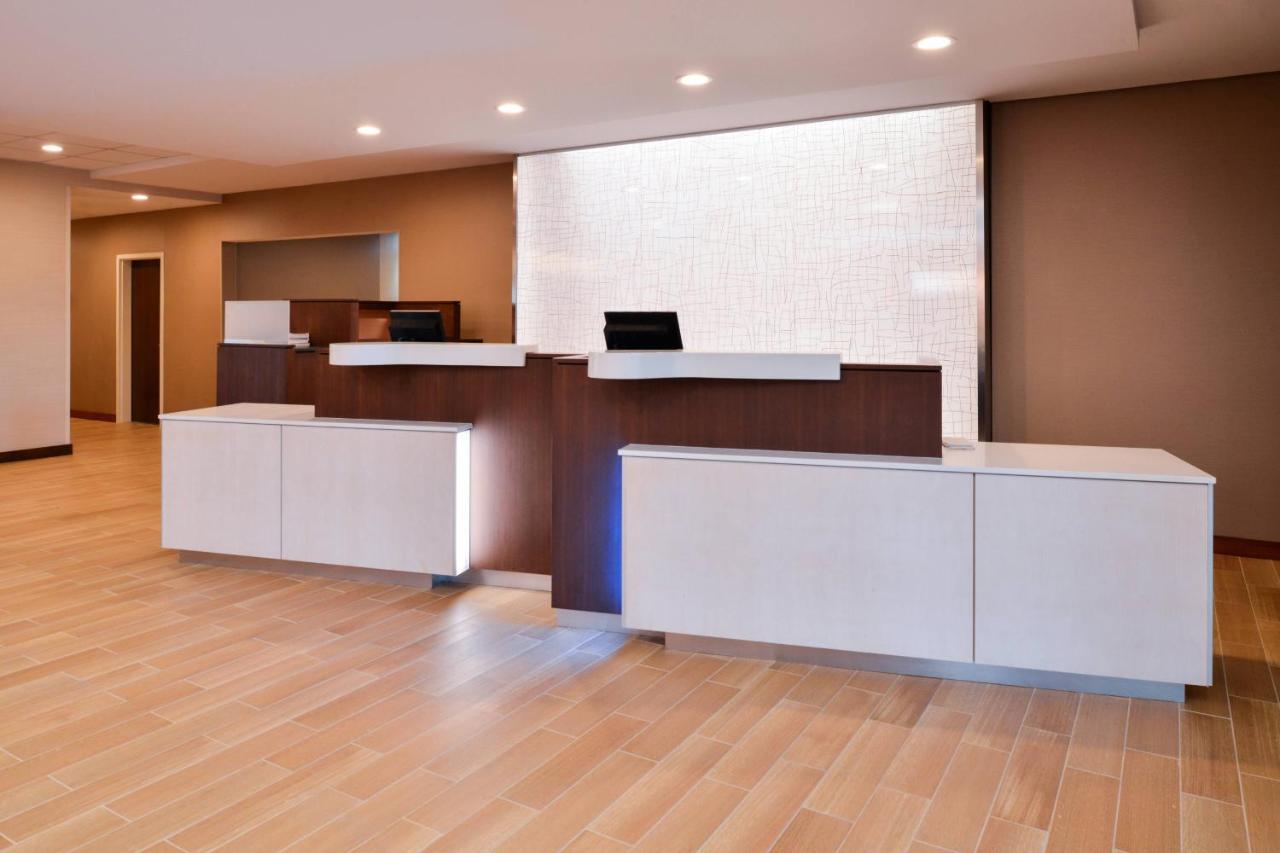 | Fairfield Inn & Suites by Marriott Martinsburg