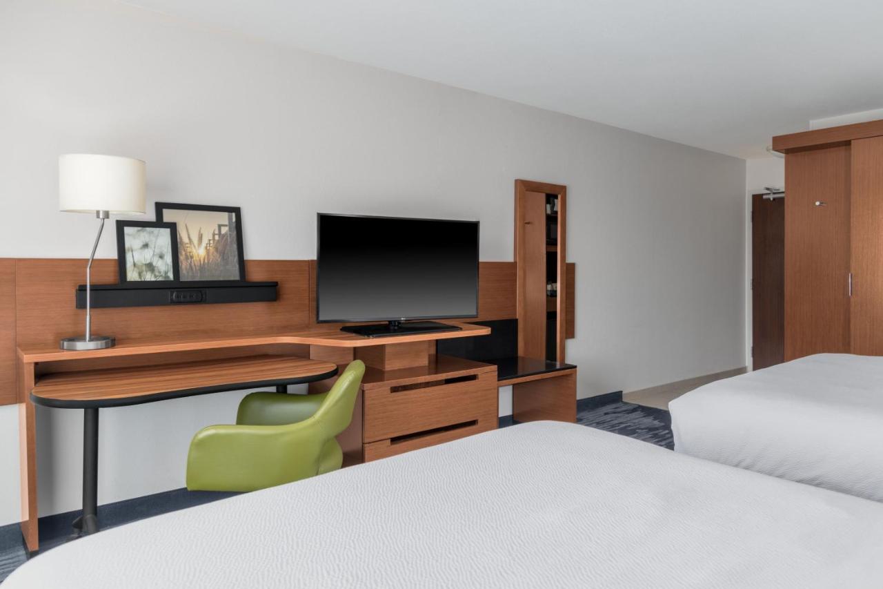 | Fairfield Inn & Suites by Marriott Martinsburg