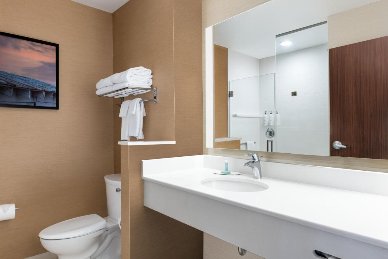 | Fairfield Inn & Suites by Marriott Martinsburg