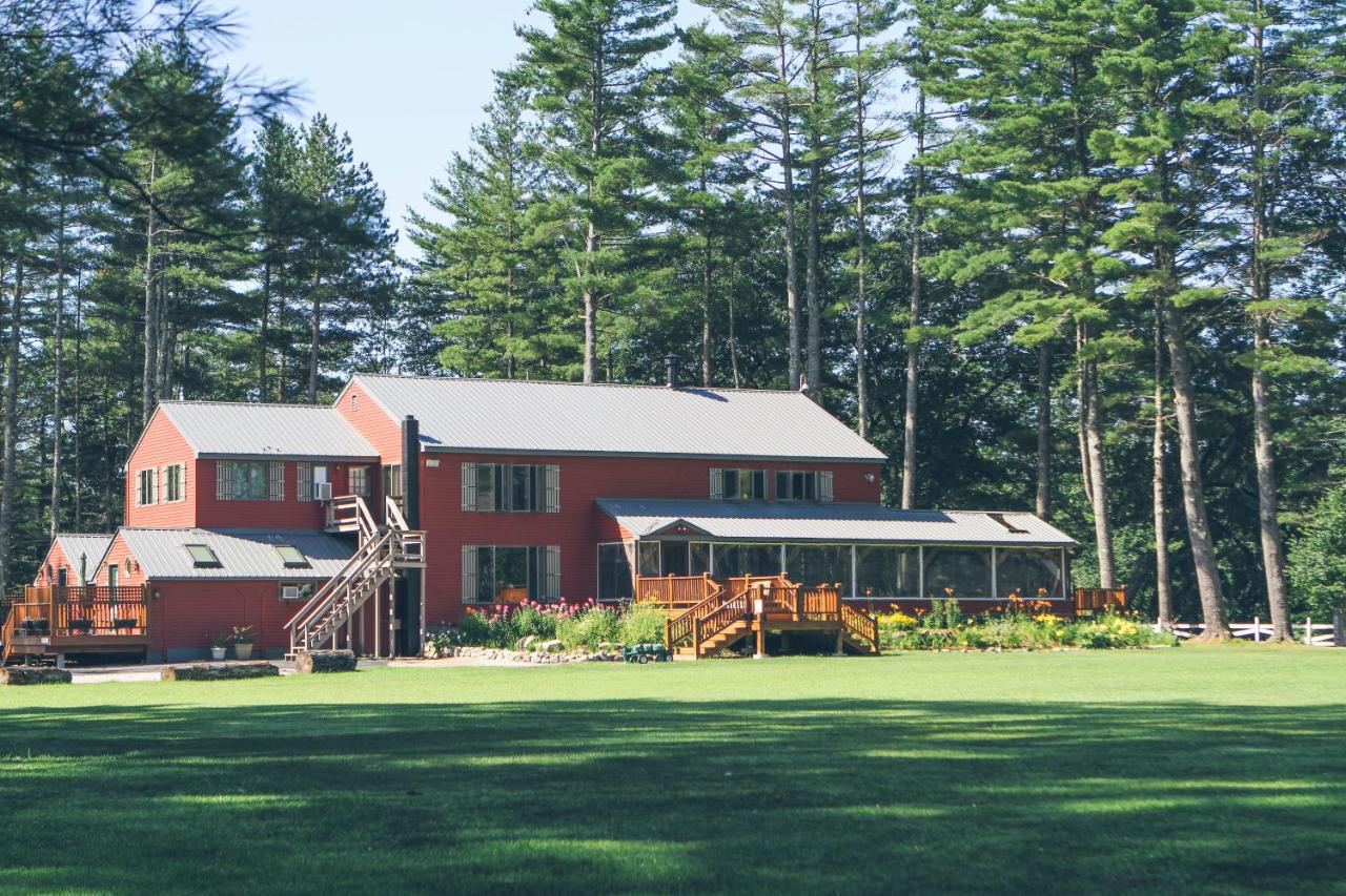 | Old Saco Inn