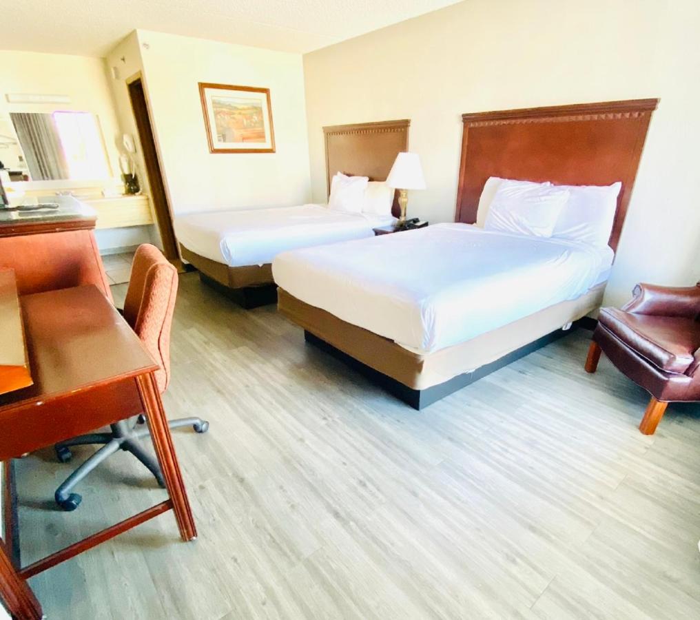 | Willow Tree Inn Branson