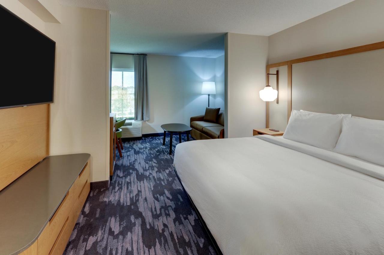 | Fairfield Inn & Suites Southport