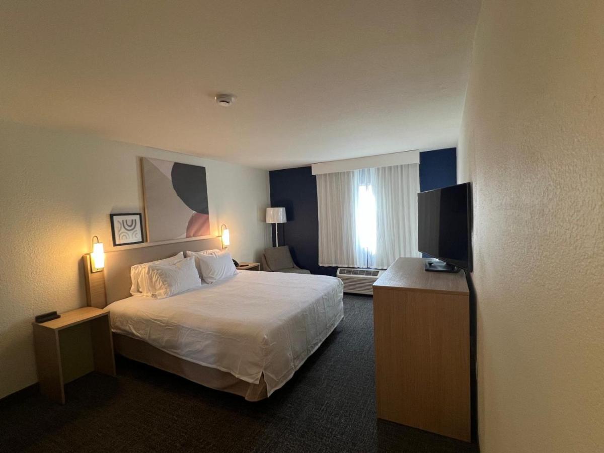 Room #29077411 at Spark by Hilton Glendale Phoenix North