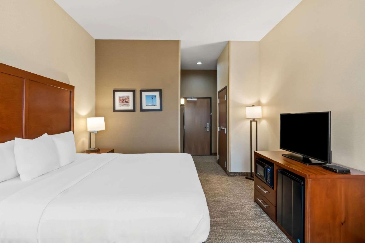 King Room - Non-Smoking at Comfort Inn & Suites Hermiston South