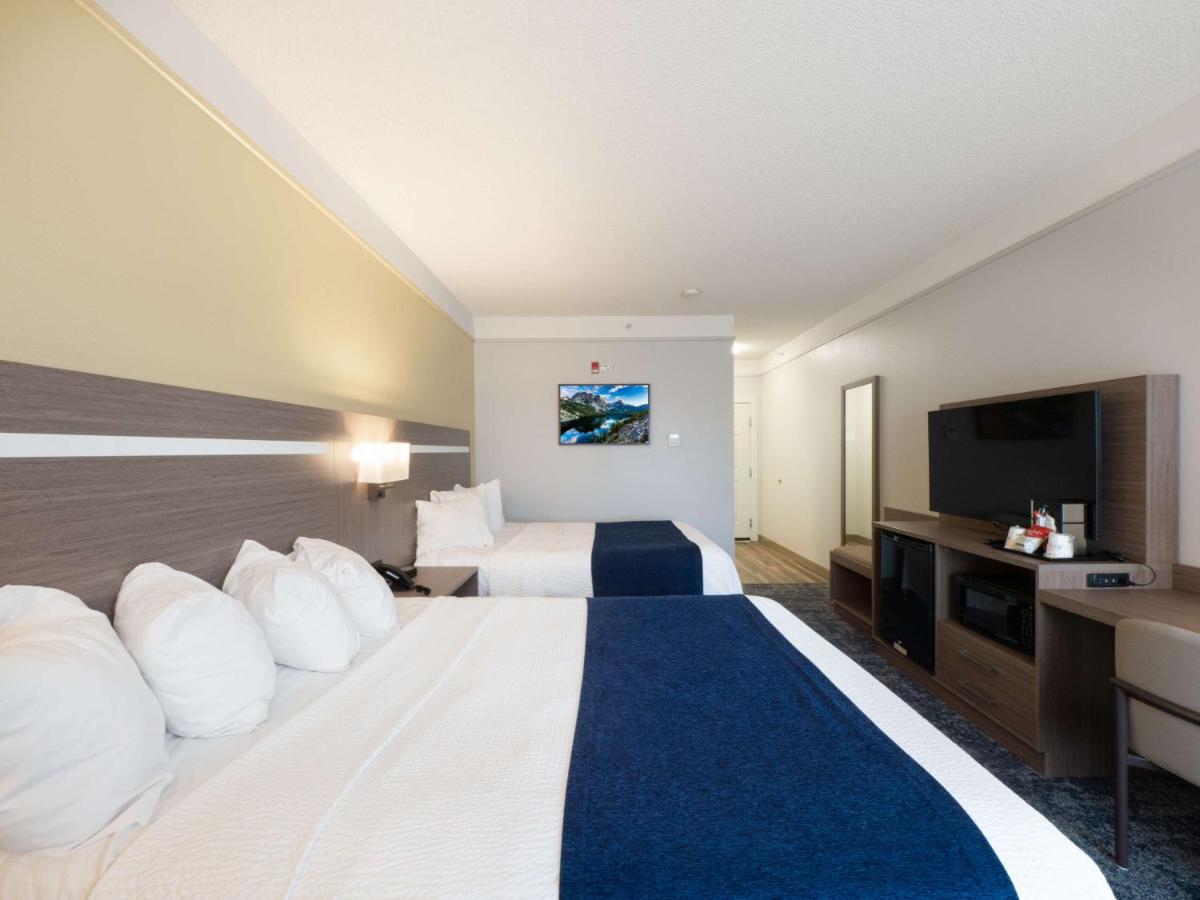 Queen Room with Two Queen Beds - Non-Smoking at SureStay Plus Hotel by Best Western Billings