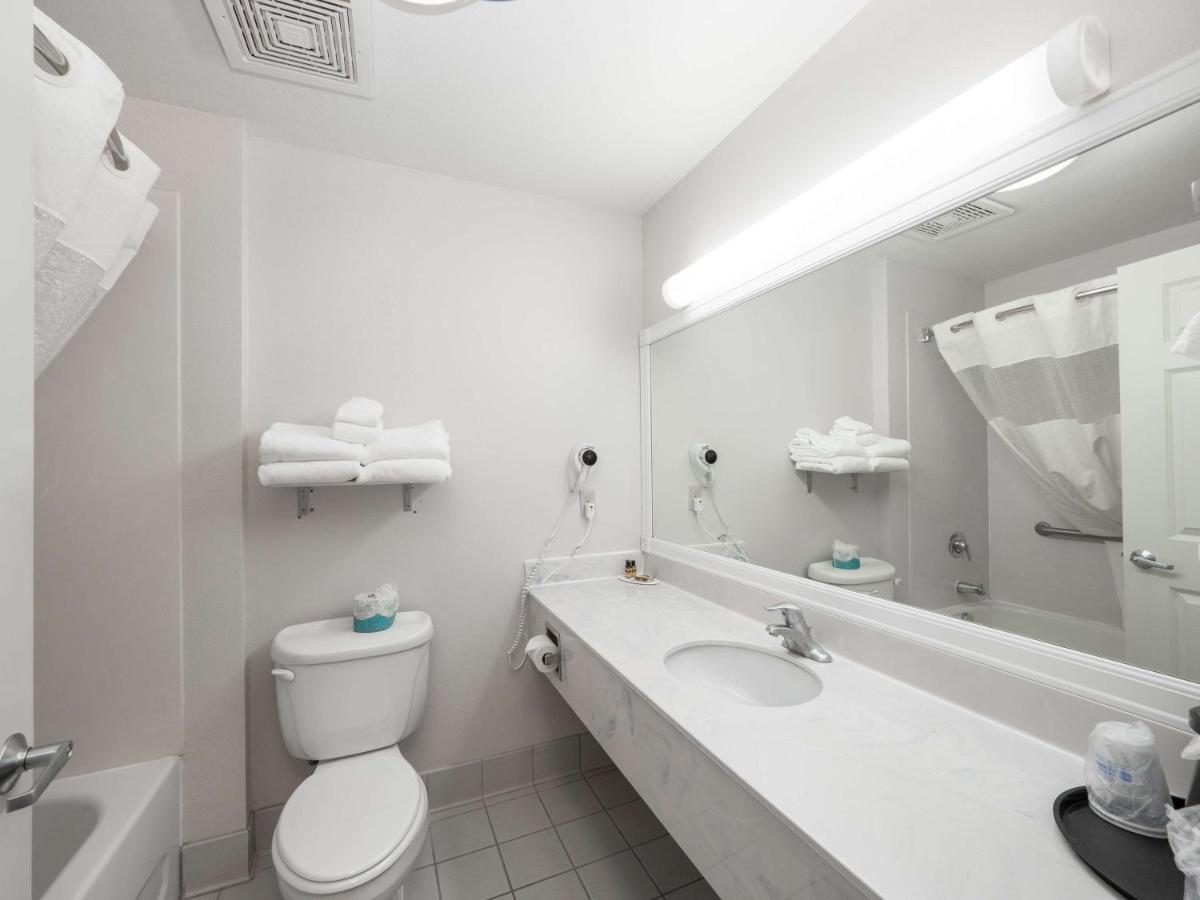 Room #35251531 at SureStay Plus Hotel by Best Western Billings