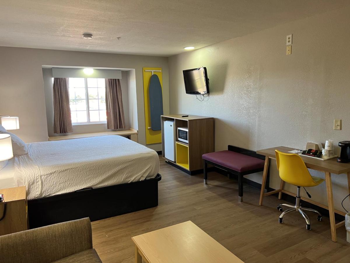 Room #100230127 at Days Inn & Suites by Wyndham Hutchinson