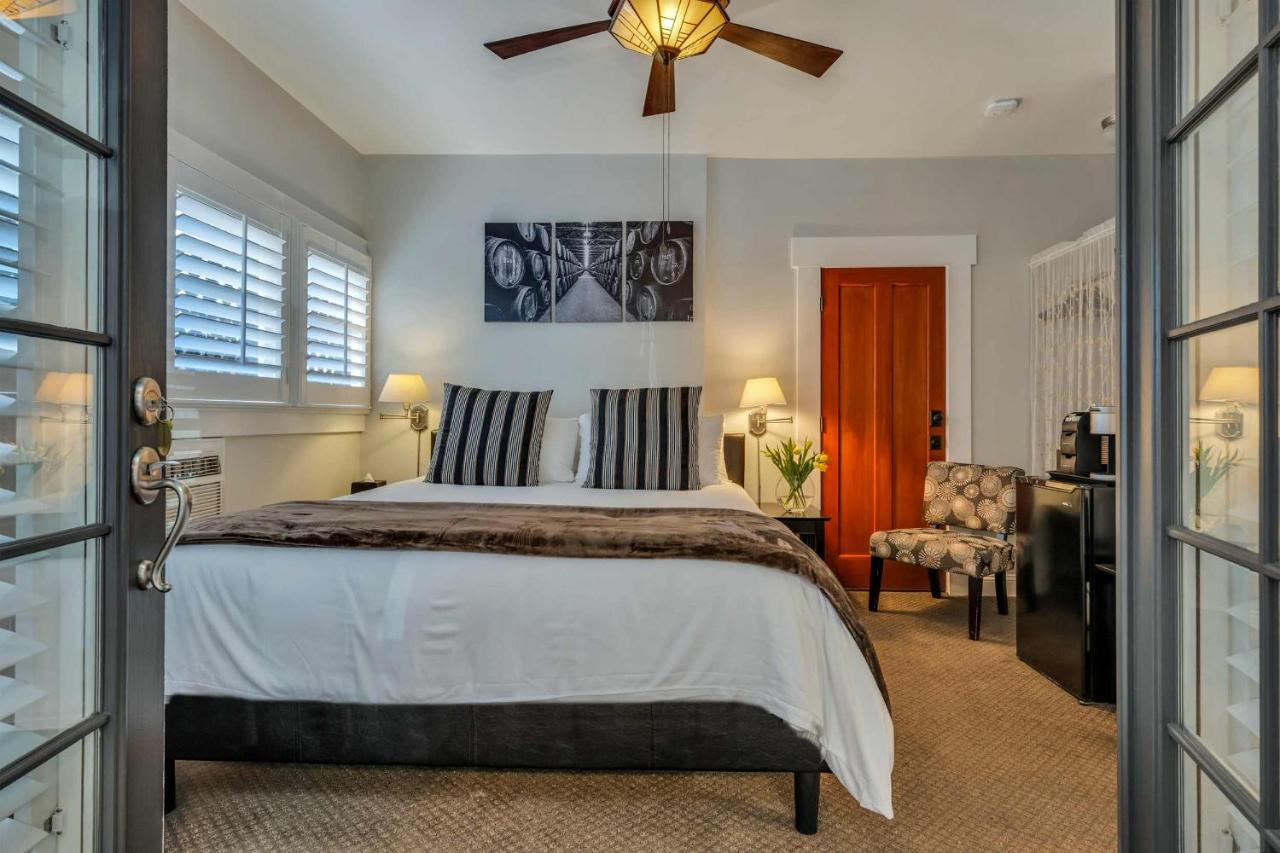| Craftsman Inn