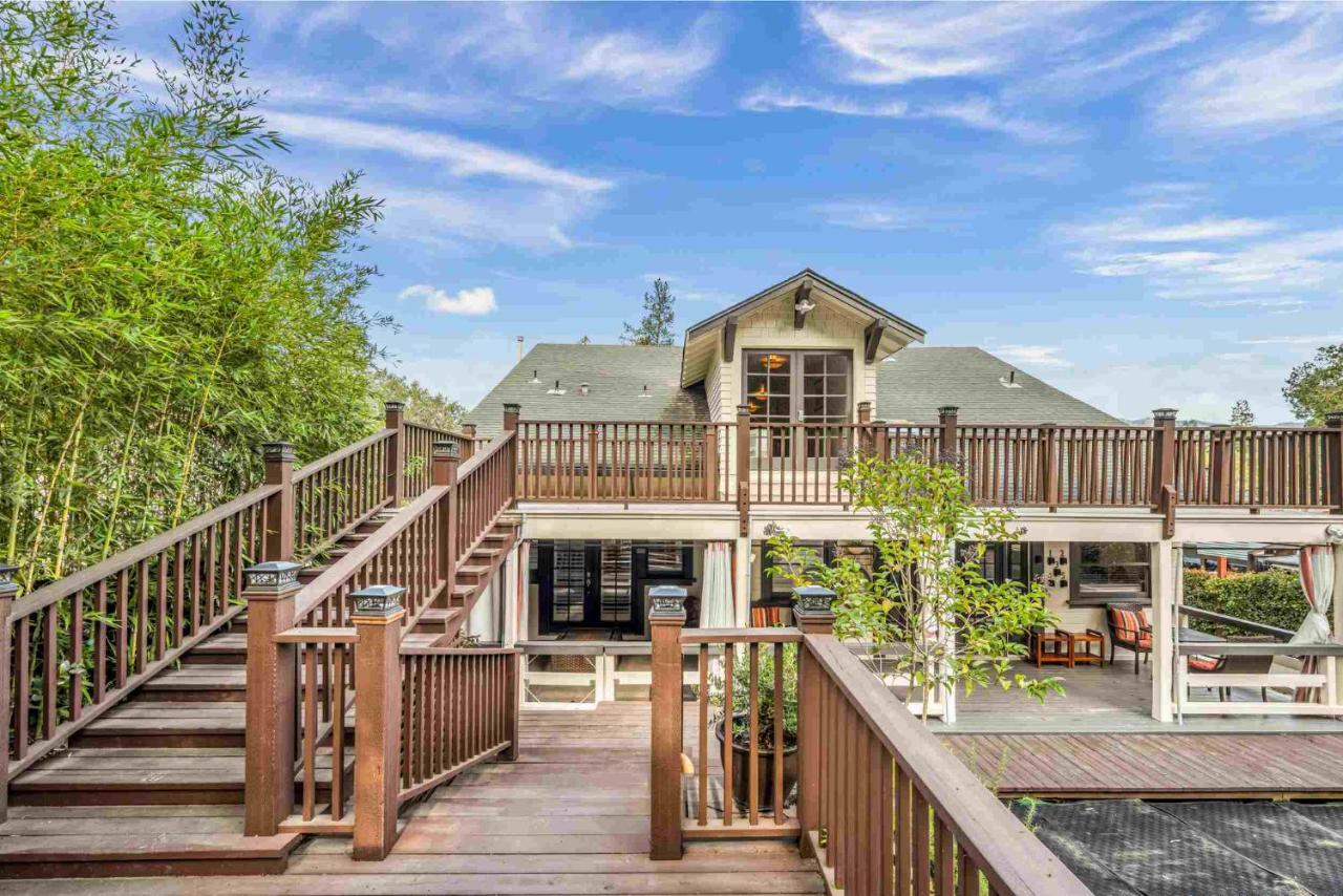 | Craftsman Inn
