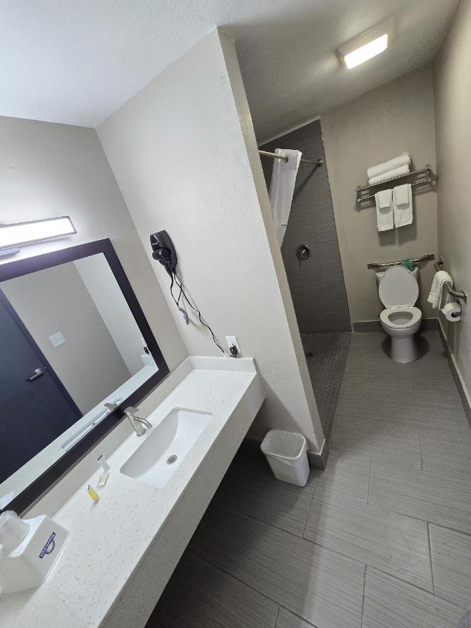 | OYO Hotel Wichita Falls I-44 at Maurine St