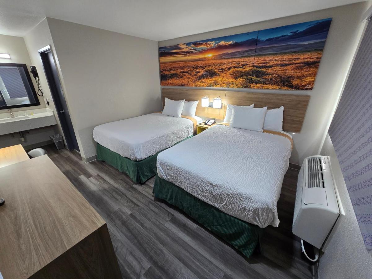 | OYO Hotel Wichita Falls I-44 at Maurine St