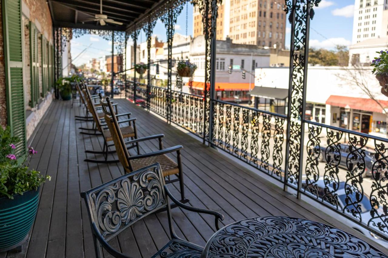 Premium King Room with Balcony at The Marshall House, Historic Inns of Savannah