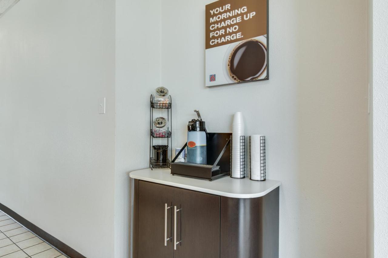 | Motel 6-Longview, TX - North
