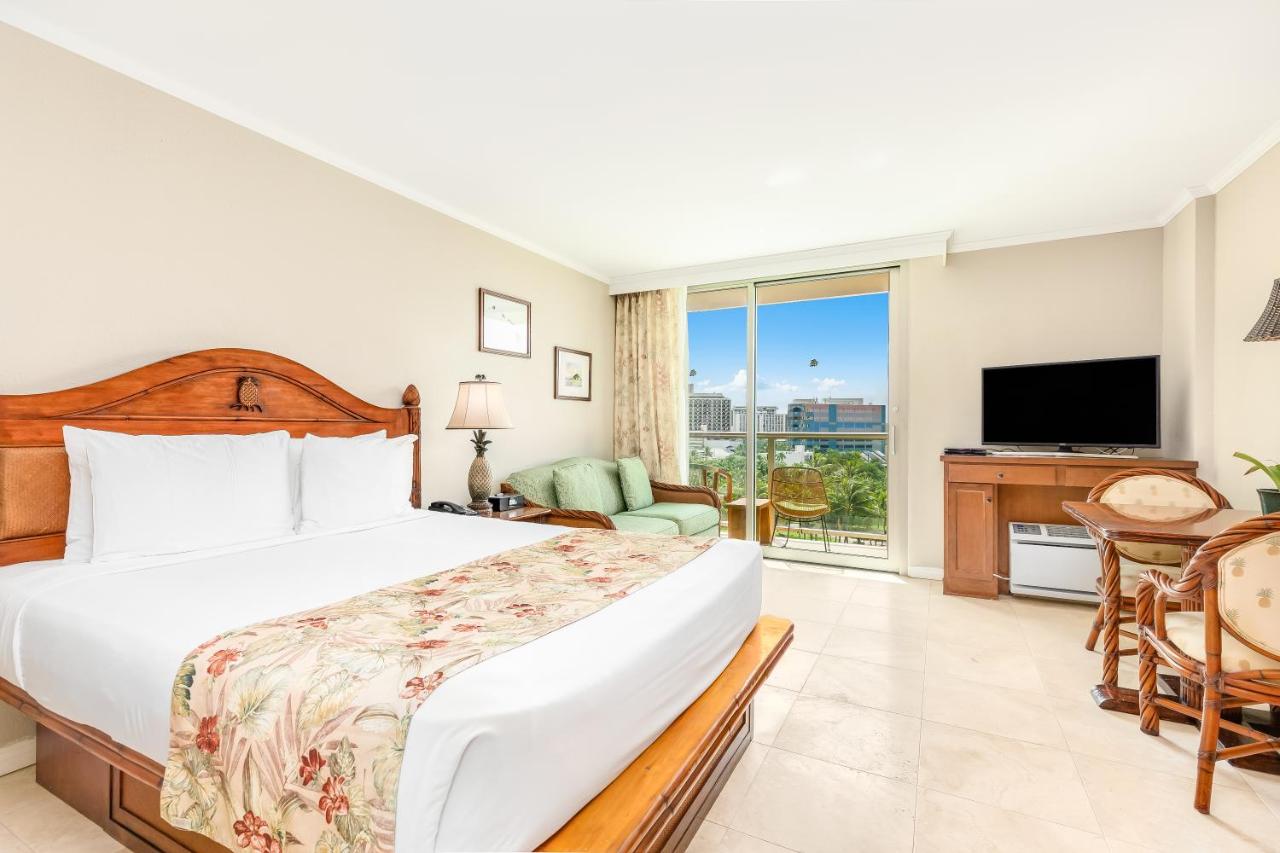 Queen Room with Partial Ocean View at Luana Waikiki Hotel & Suites