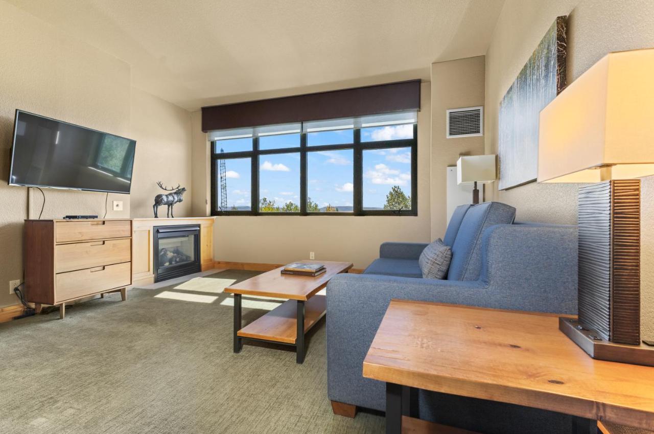 One-Bedroom Apartment (6 Adults) at The Steamboat Grand