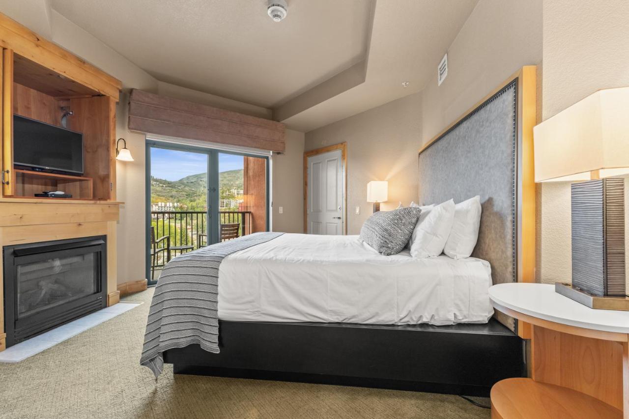 Two-Bedroom Apartment with Spa Bath at The Steamboat Grand