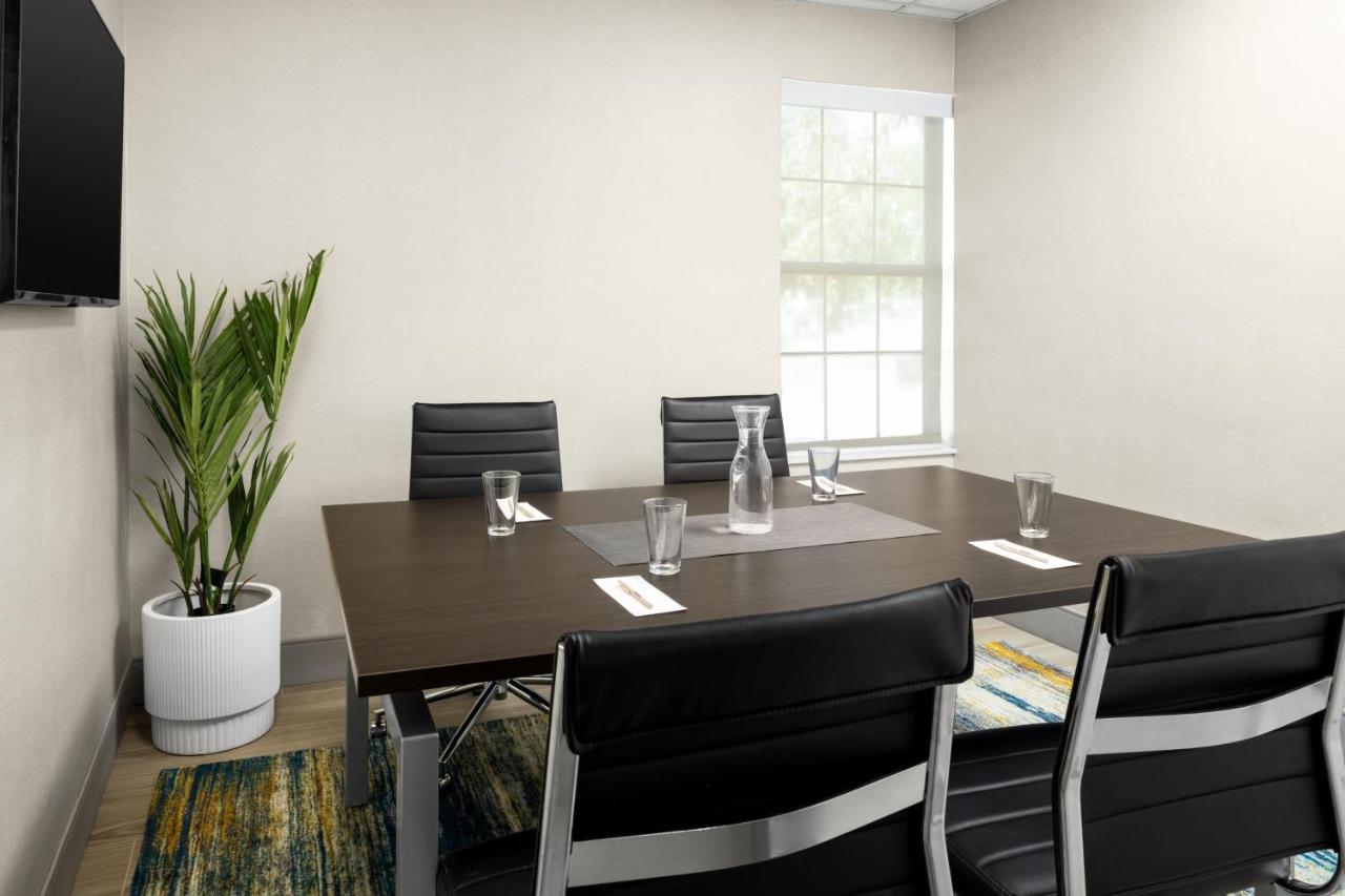 | Residence Inn by Marriott Tampa Westshore/Airport