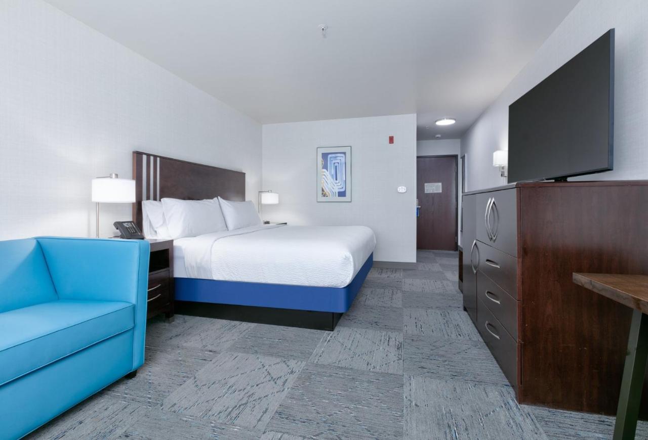 King Room - Non-Smoking at Holiday Inn Express Spokane-Valley by IHG