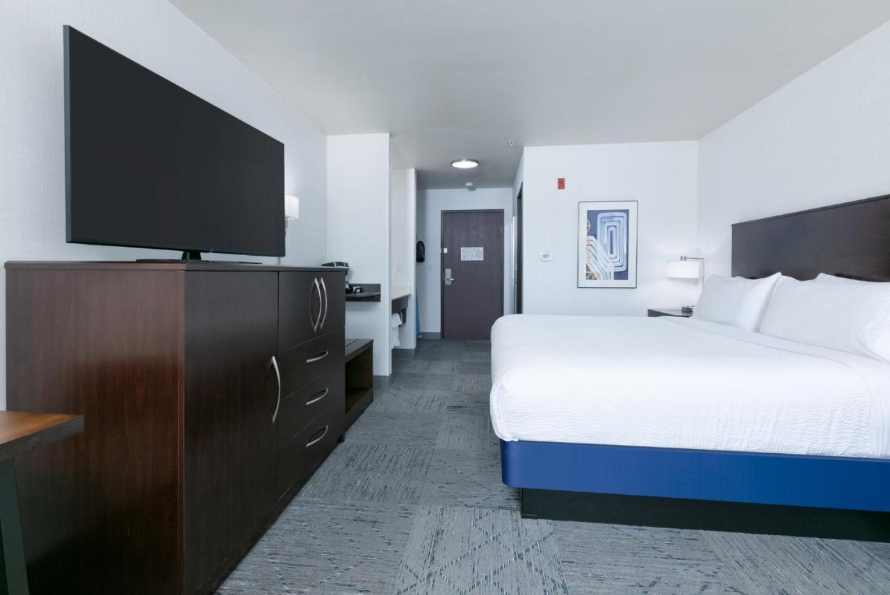 Executive King Room - Non-Smoking at Holiday Inn Express Spokane-Valley by IHG