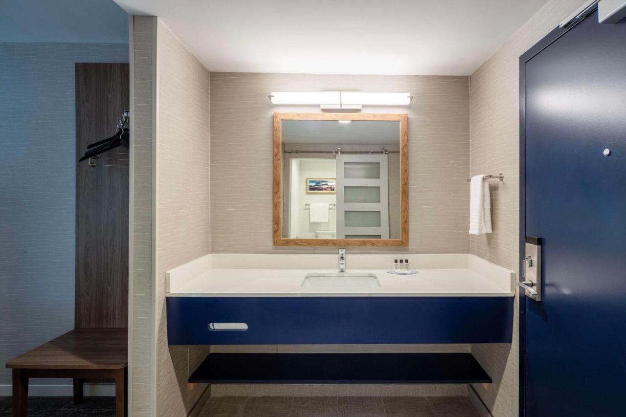 | Aiden by Best Western Cape Point