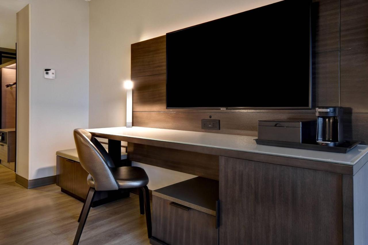  | Dallas/Fort Worth Marriott Hotel & Golf Club at Champions Circle