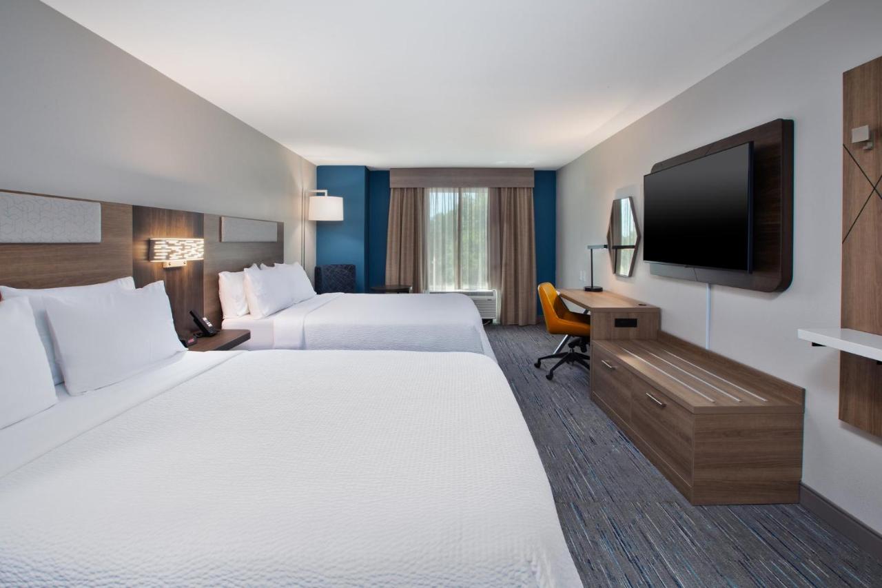 | Holiday Inn Express & Suites I-26 & Us 29 At Westgate Mall, an IHG Hotel