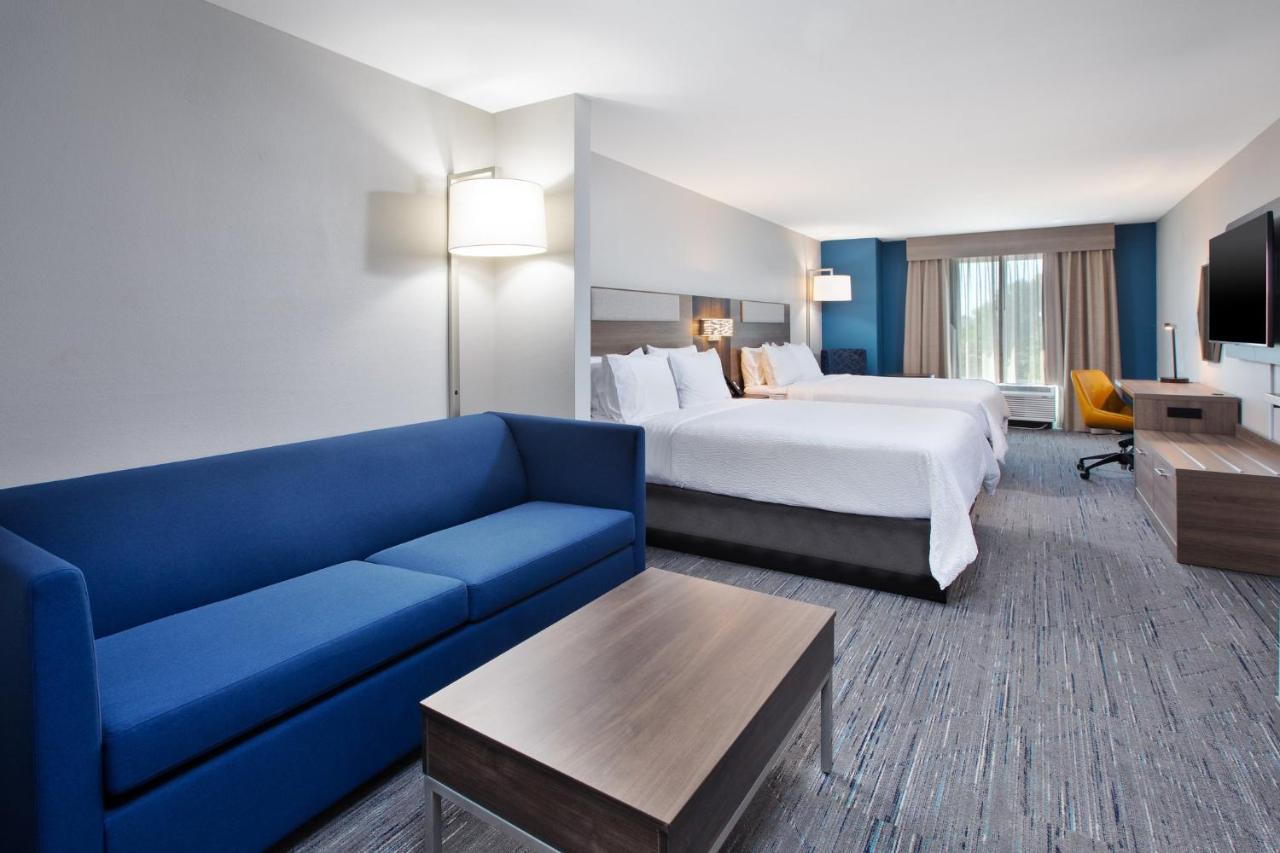 | Holiday Inn Express & Suites I-26 & Us 29 At Westgate Mall, an IHG Hotel