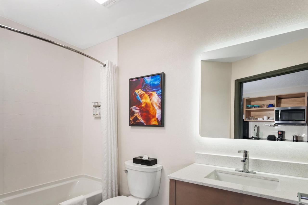 Studio at Candlewood Suites Harrisonburg by IHG